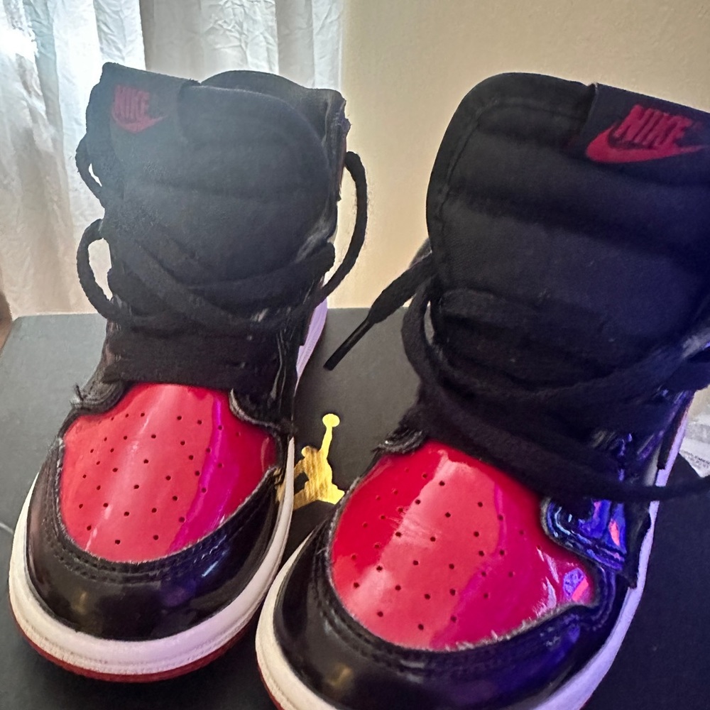 Air Jordan 1 Retro High OG TD 'Patent